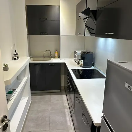 нов на центъра с тераса Apartmán *