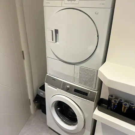 Apartmán нов на центъра с тераса *